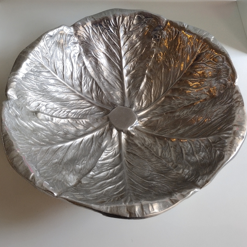 Cabbage Leaf Salad Large Serveware Bowl